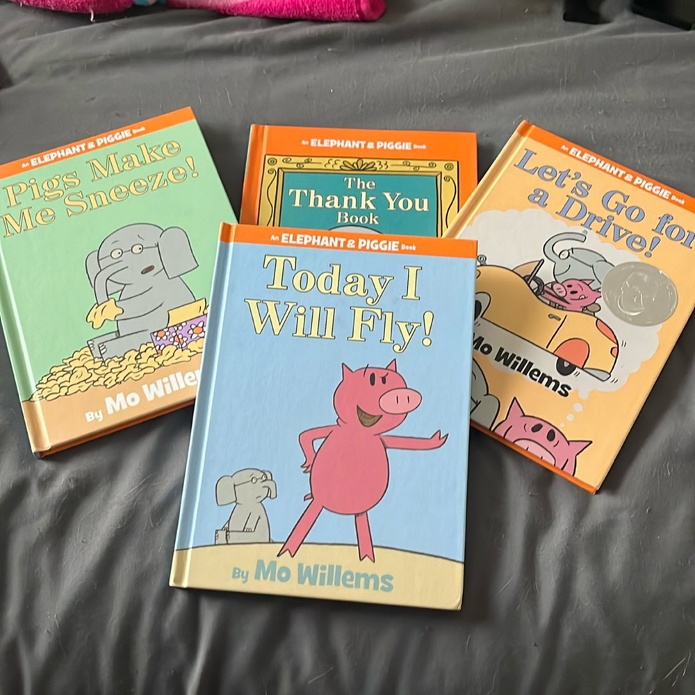 Elephant & Piggie Book Set
